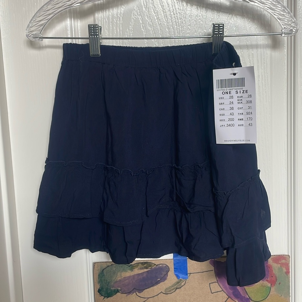 NWT Brandy Melville ruffle skirt one size